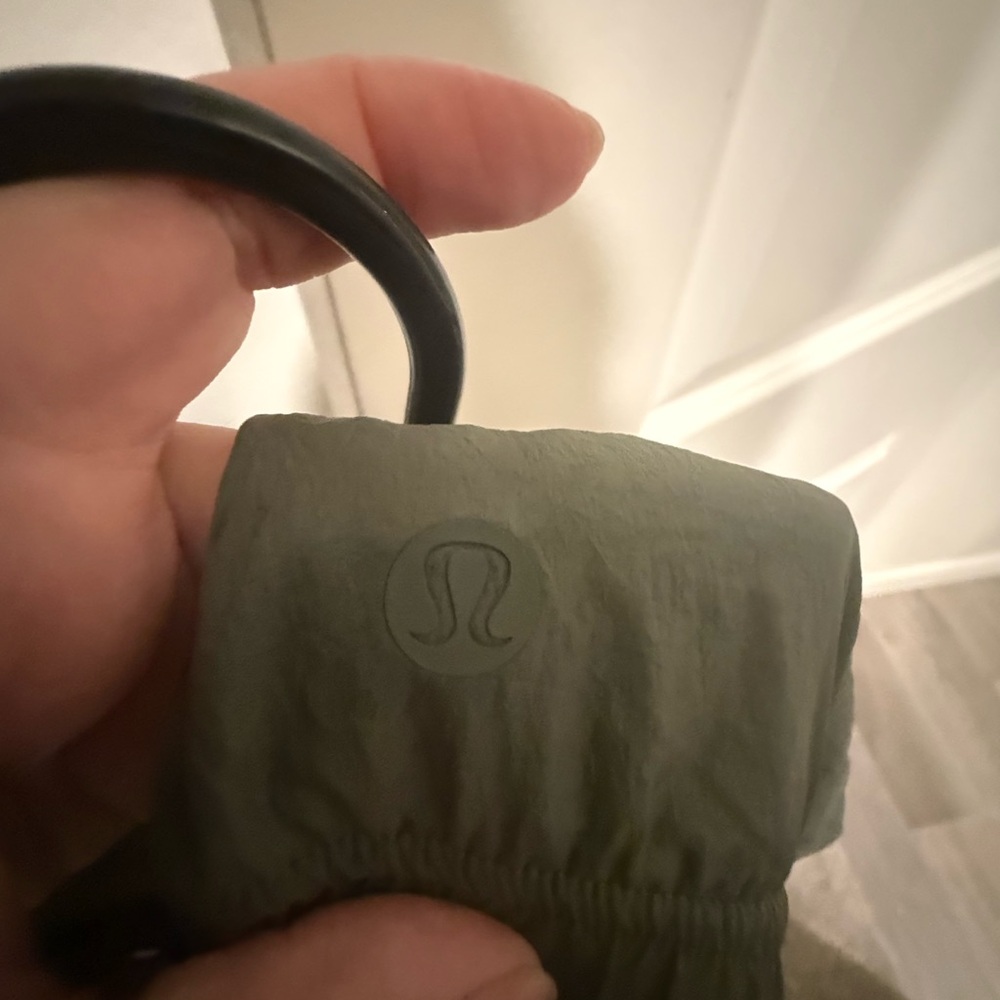 Lululemon Jacket - Picture 4 of 5